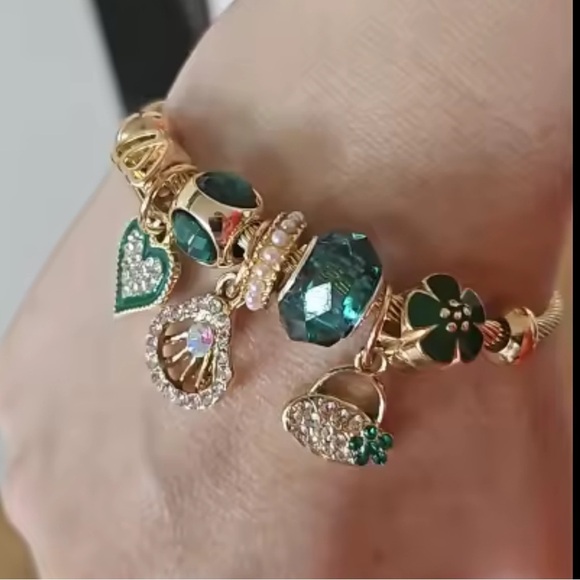 Emerald Charm 18K Gold Stainless Steel Cable Bracelet - Picture 5 of 10